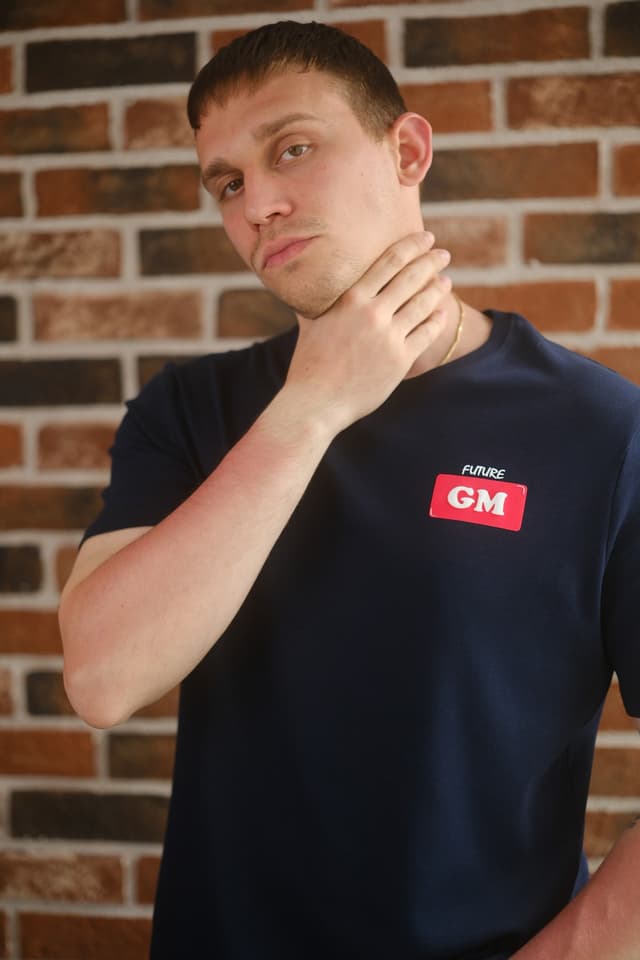 Future Gm Satranç T-shirt resmi